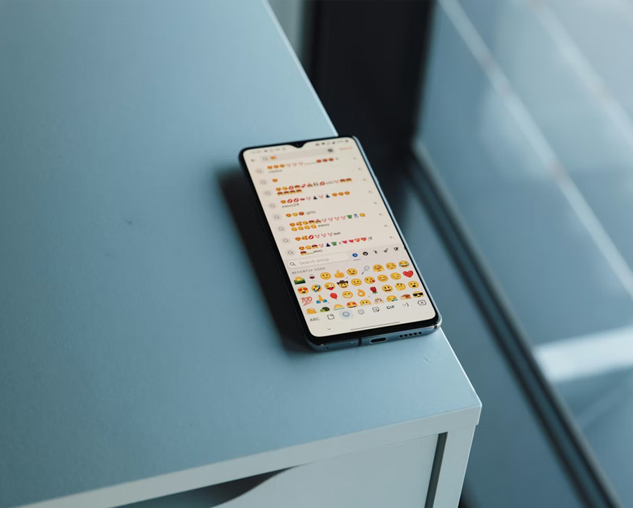 Pourquoi vos SMS sont bien envoyés… mais mal lus